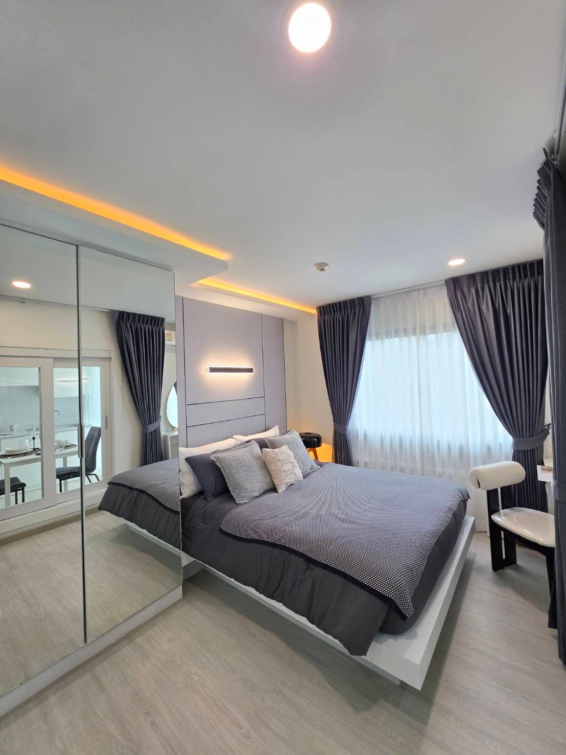 The Scene Condo